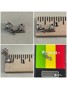 Pair of Ice Skates Skating Boots Vtg Sterling Silver Bracelet Charm Pendant 2.5g